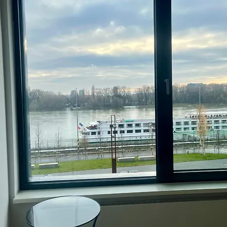 公寓 Eurovea Riverside Luxury *