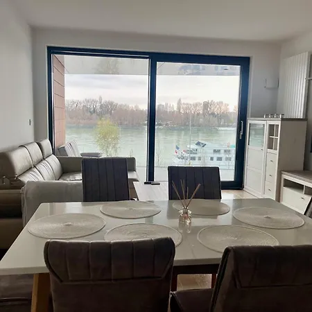 Eurovea Riverside Luxury Апартаменты