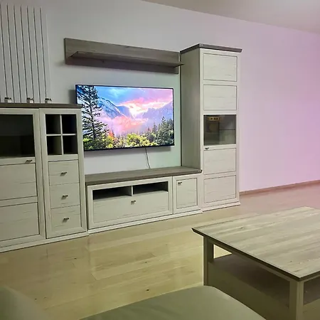Eurovea Riverside Luxury 아파트 *